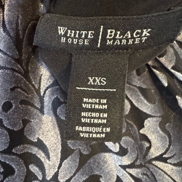 GORGEOUS White House Black Market Black/Silver Velour TOP   XXSMALL    #U - Picture 8 of 8